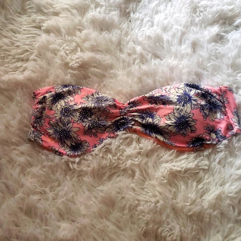 O'Neill strapless bikini top